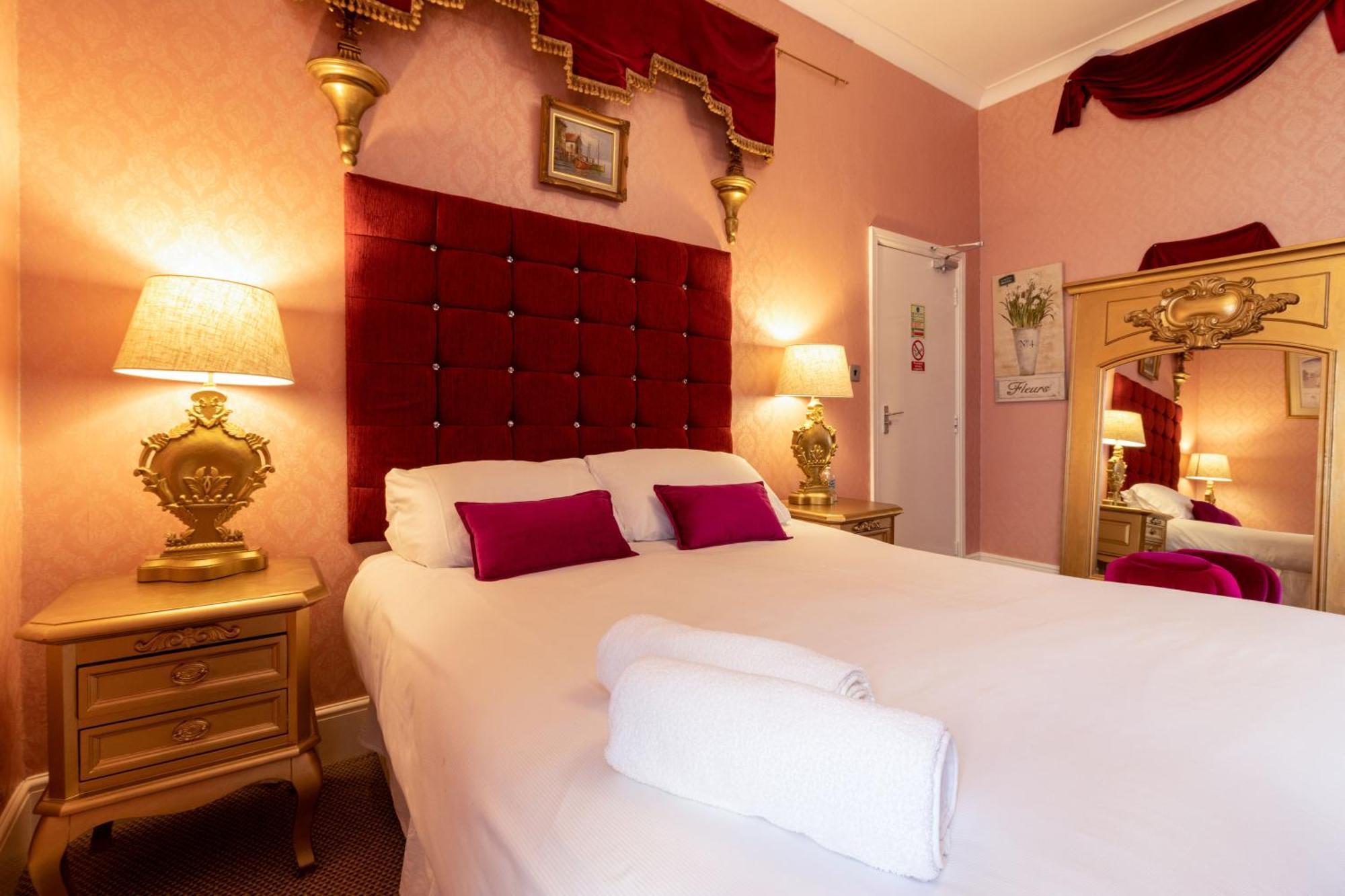 Hotel Rouge Blackpool Rum bild