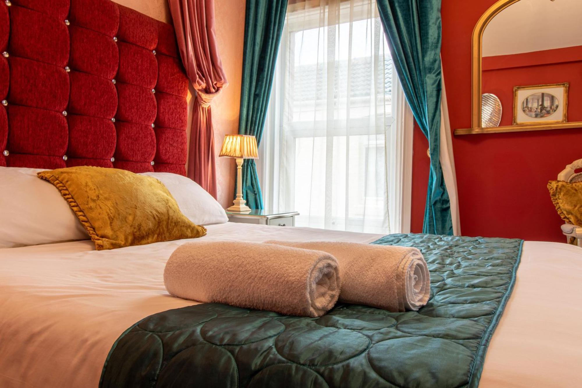 Hotel Rouge Blackpool Rum bild