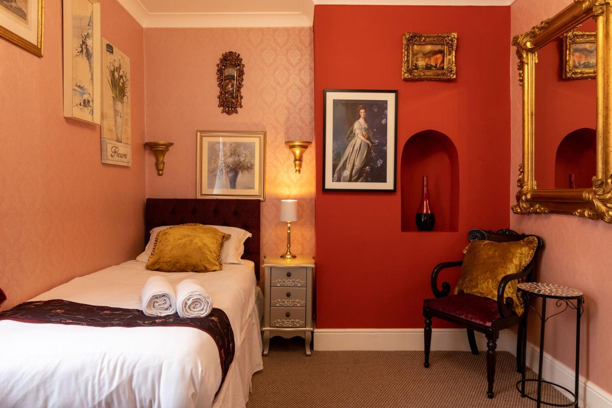 Hotel Rouge Blackpool Rum bild